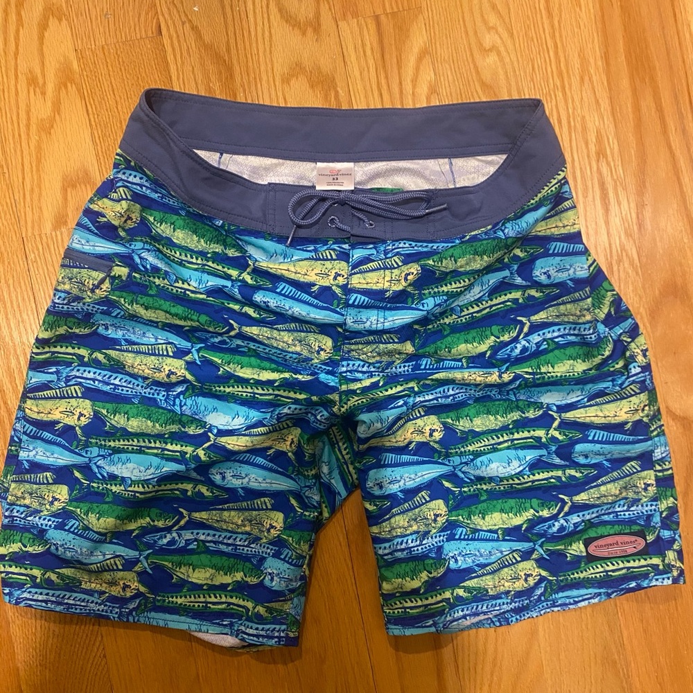 Vineyard vines swim shorts
